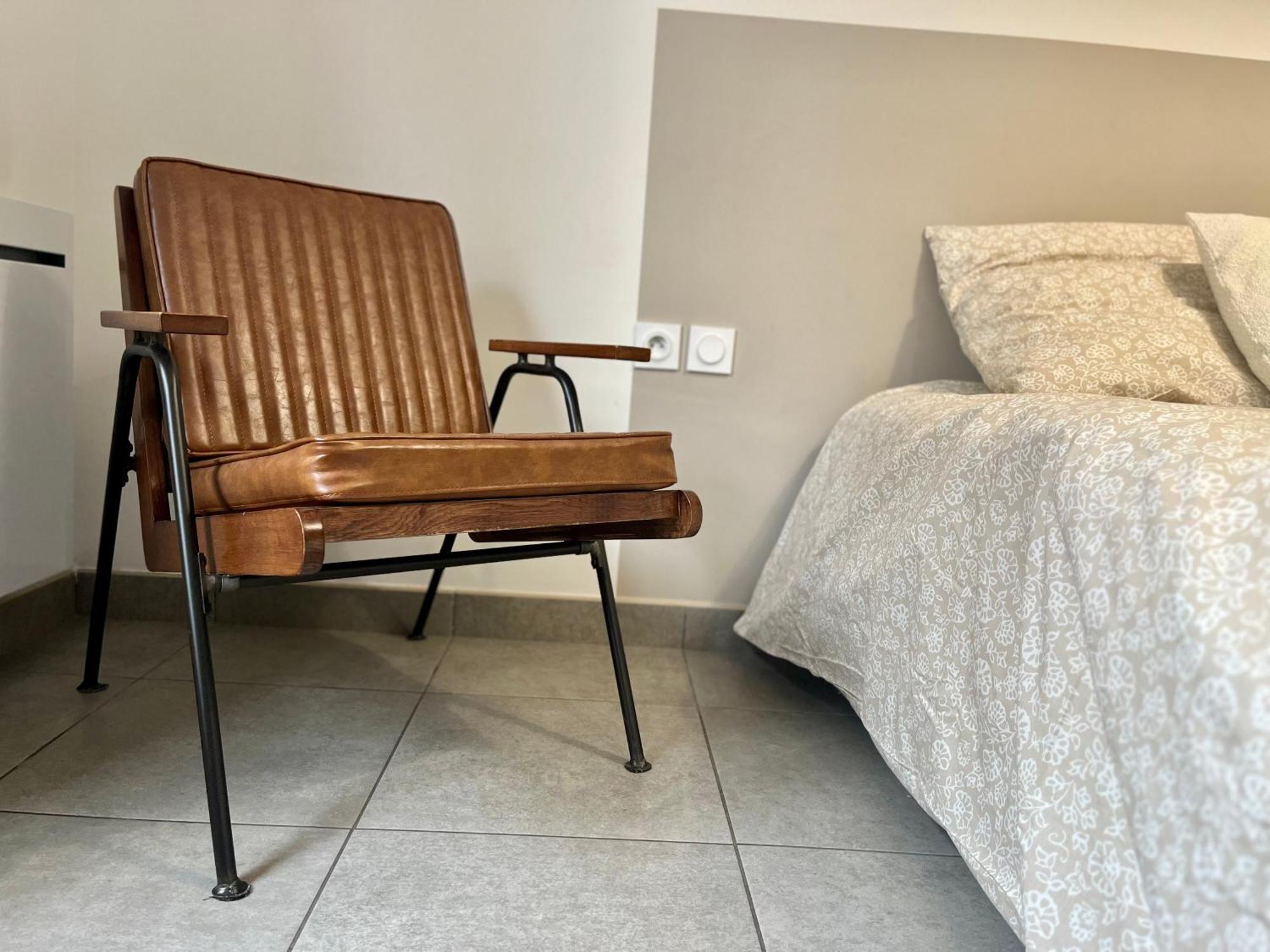 Suite Danbury 里昂 外观 照片