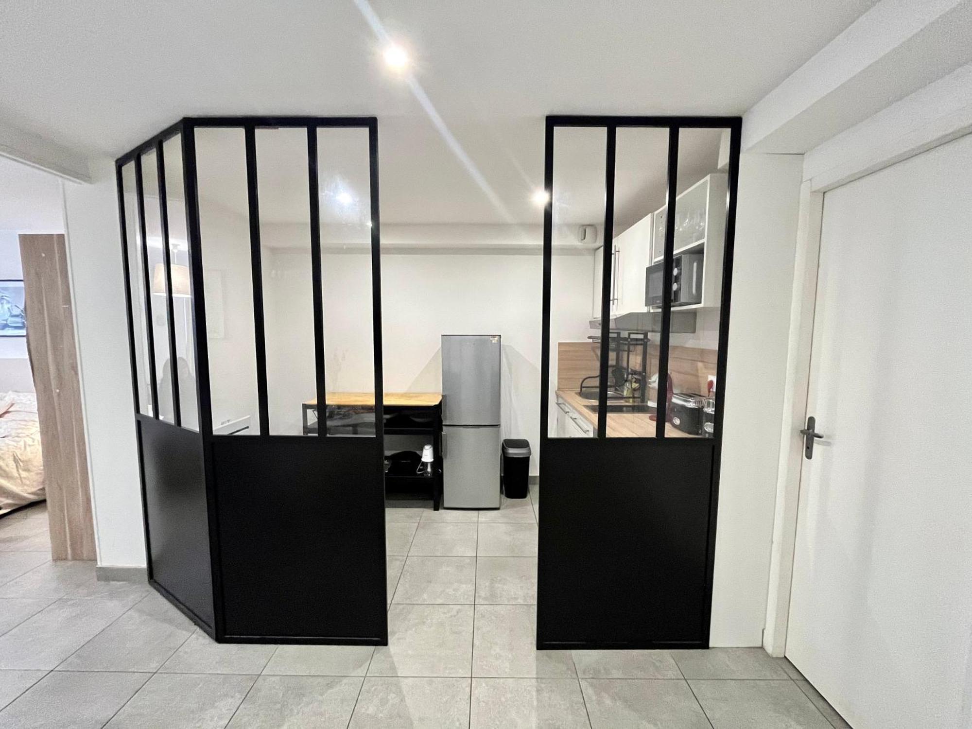 Suite Danbury 里昂 外观 照片